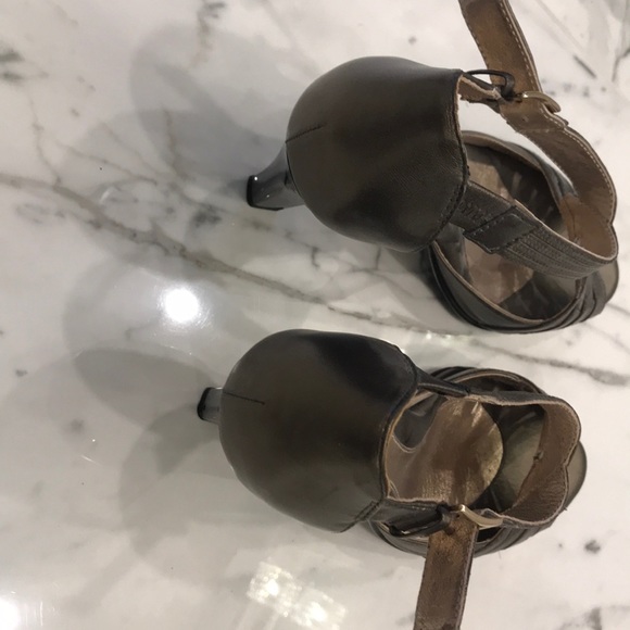 Bronze heels - Picture 4 of 4